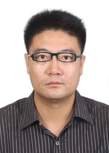 杨少华头像