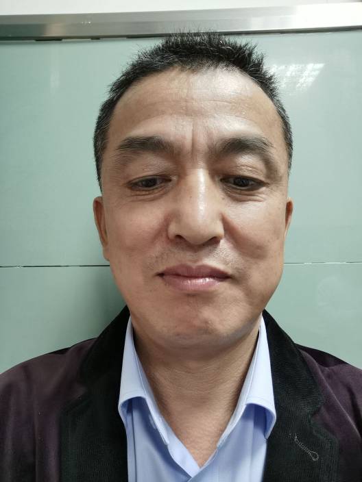 陆益新头像