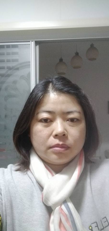 李艳丽头像