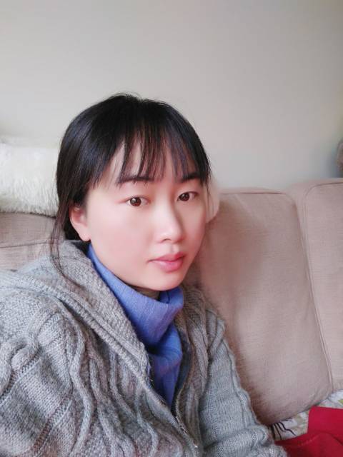 何亚萍头像