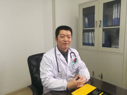 杨武头像