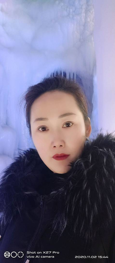 谢晓艳头像