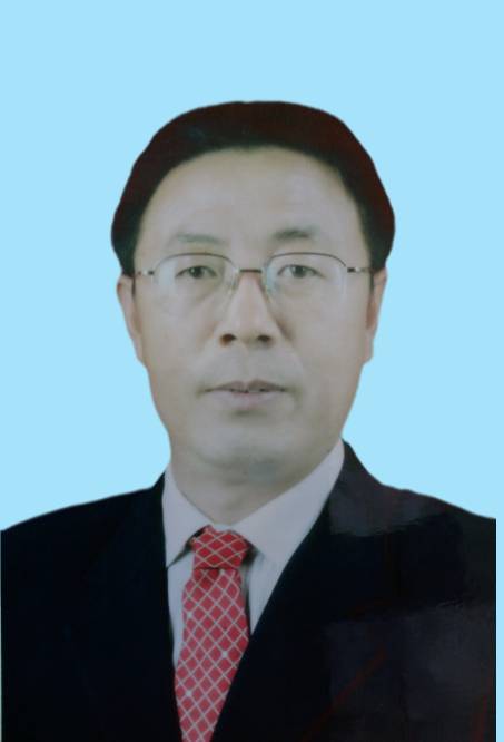 岳登民头像