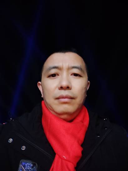 李强头像