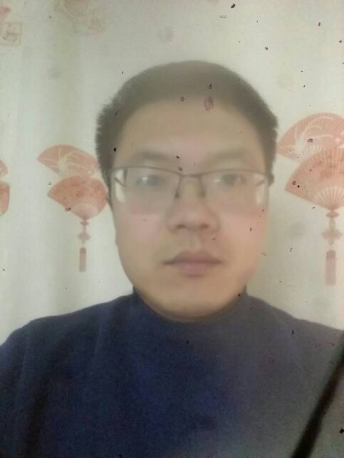 拓建伟头像