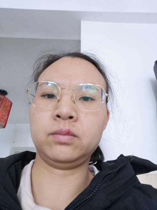 张娜头像