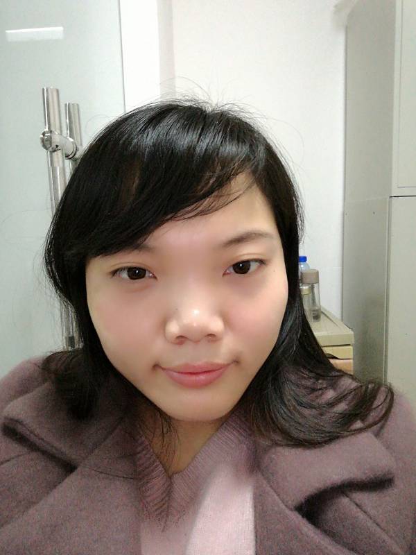 李莲头像