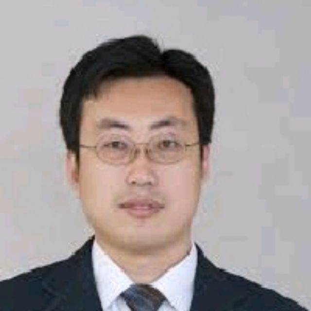 邹德波头像
