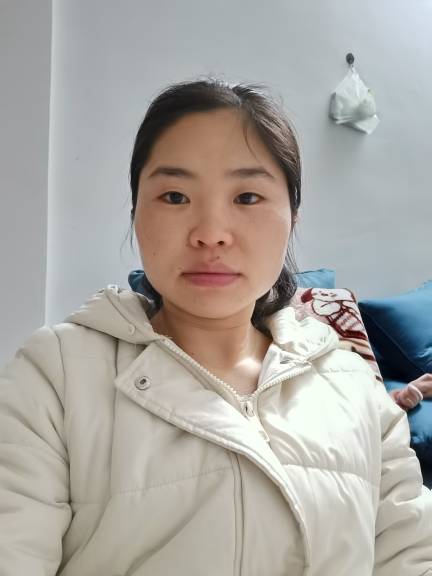 聂翠婷头像