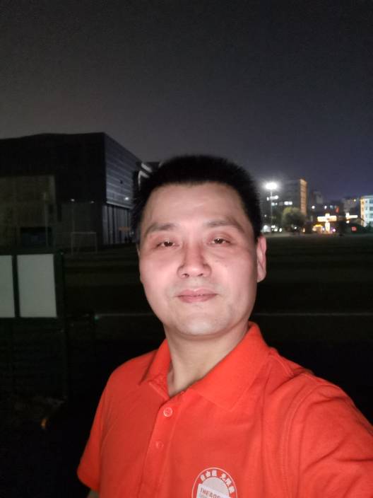 王洪林头像