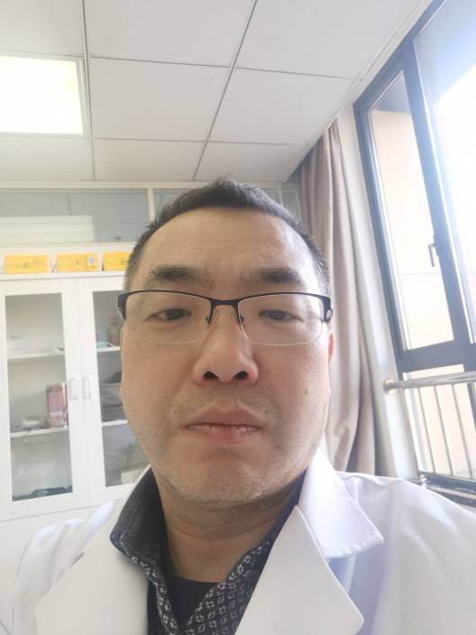 陈科丹头像