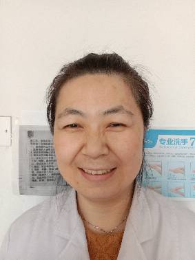 郎治娟头像