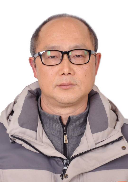 李晓刚头像
