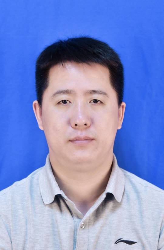 杜明峰头像