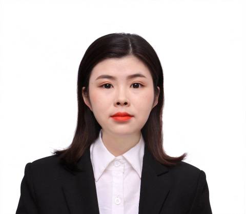 昝金头像