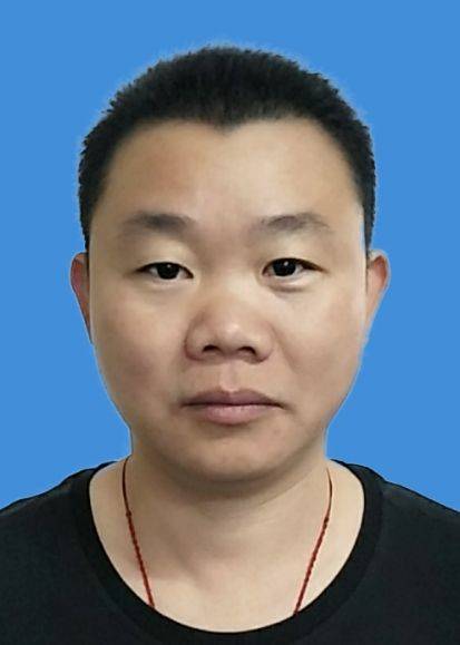 叶志挺头像