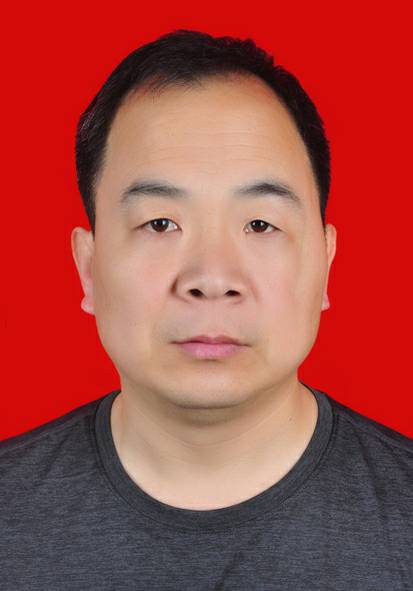 杨涛头像