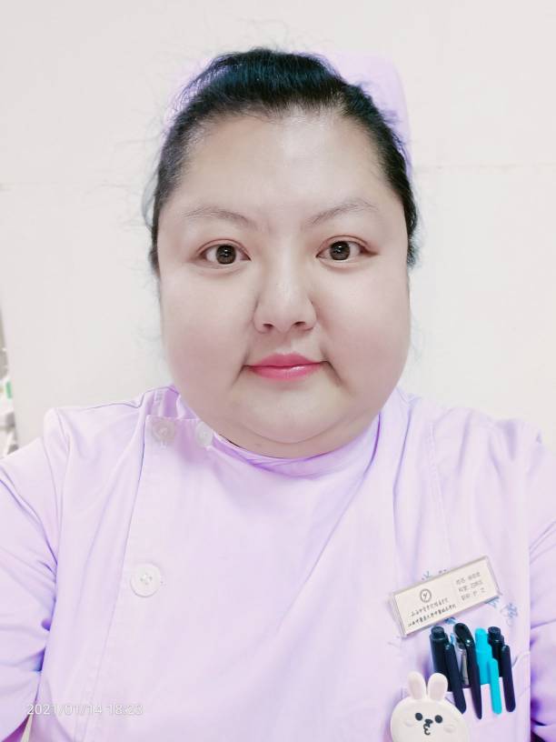 杨思思头像