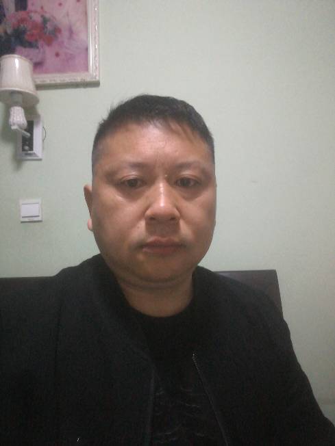 李成头像