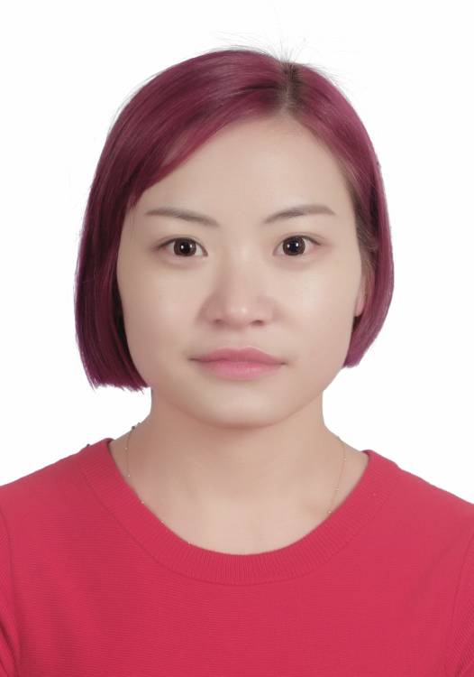 何莉头像