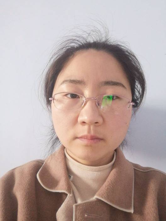 张艳艳头像