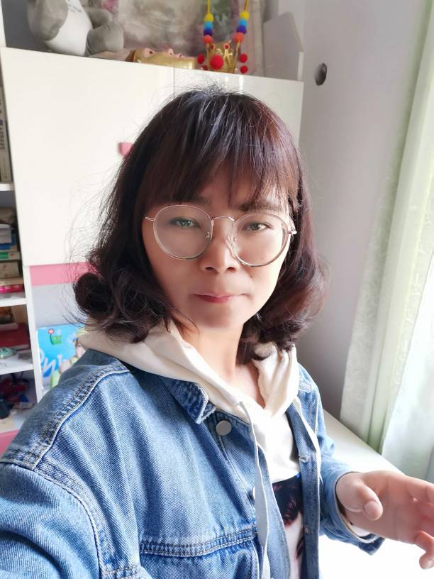 吴红文头像
