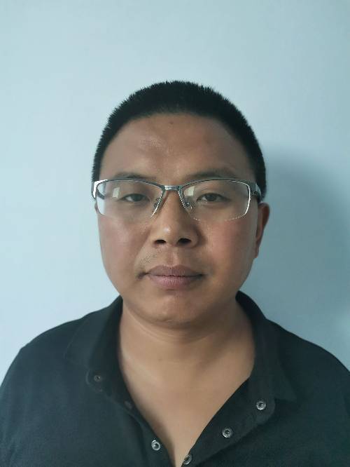 邓立民头像