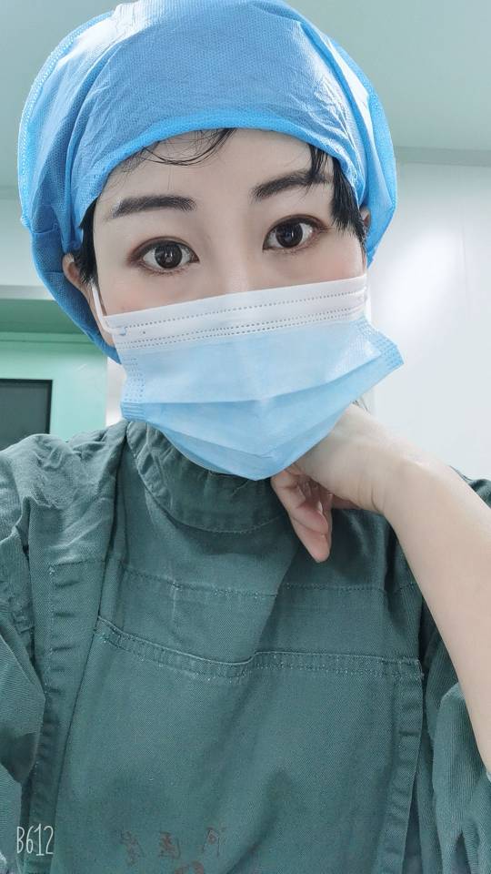赵利头像