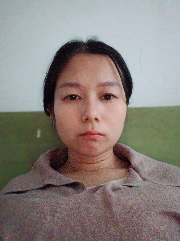 查巧英头像