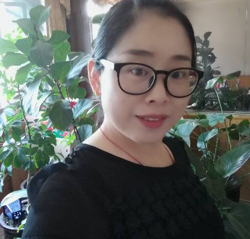 洪荣头像