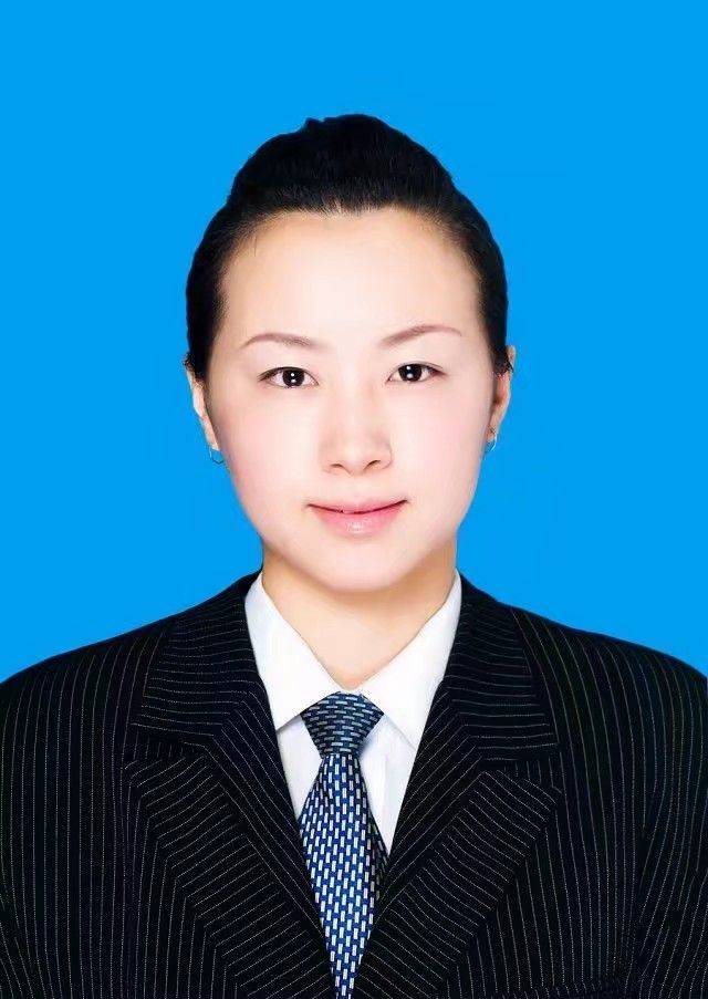 吕莉莉头像