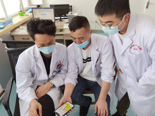 胡吉阿不都拉·吐尔逊头像