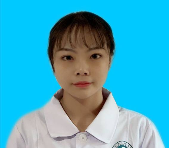 李露头像