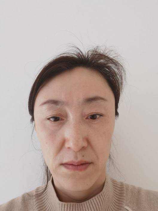 黄静涛头像
