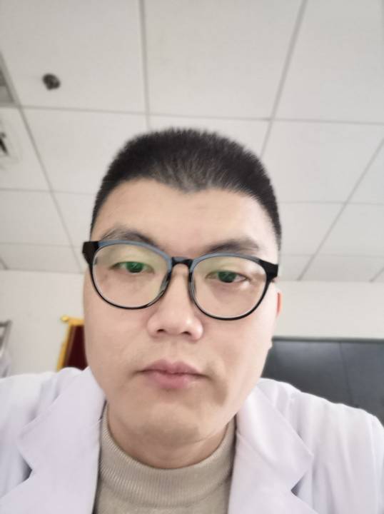 陈培头像