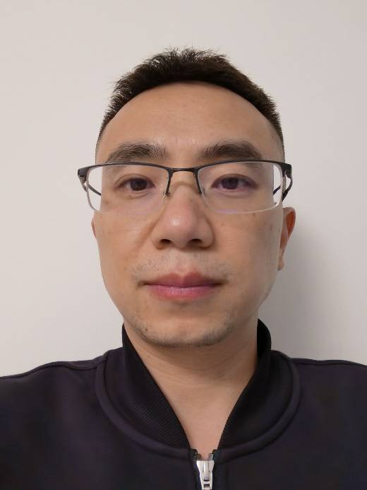黄强头像