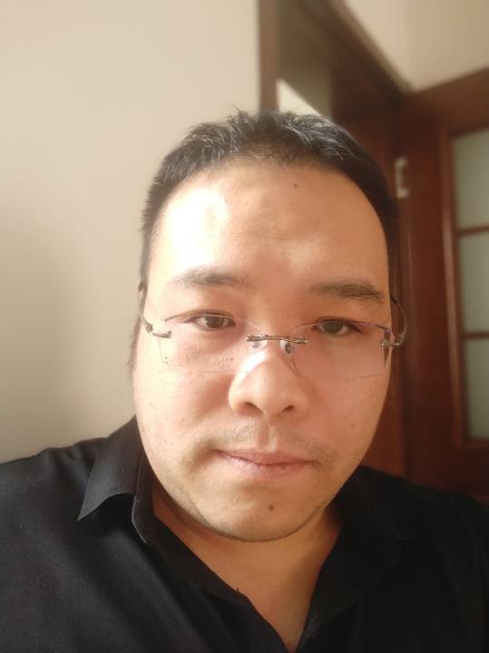 杜震寰头像