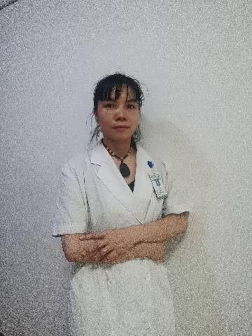 黄玲娟头像
