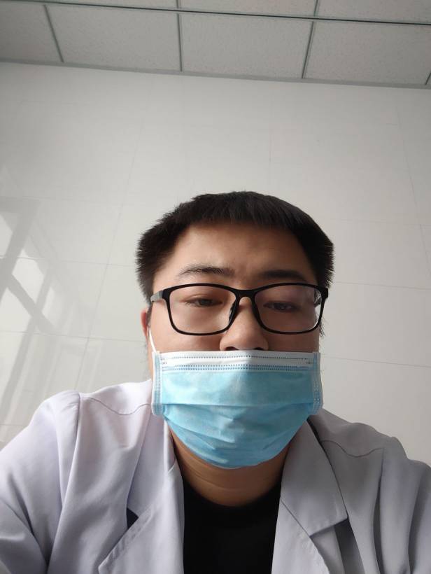 苏佩龙头像