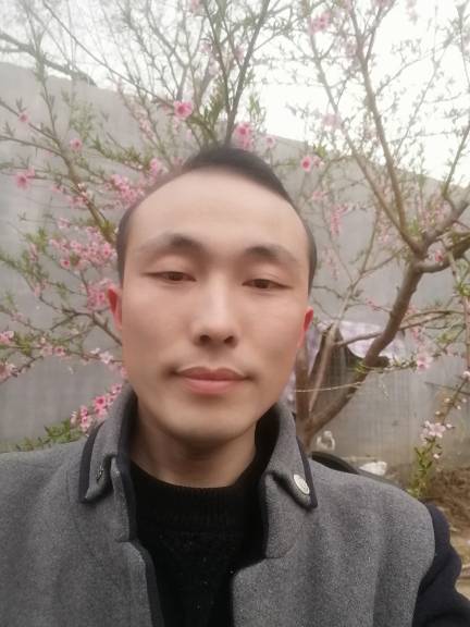 王文各头像