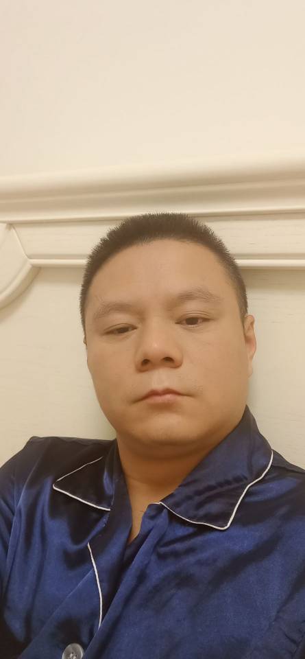 吕亮头像