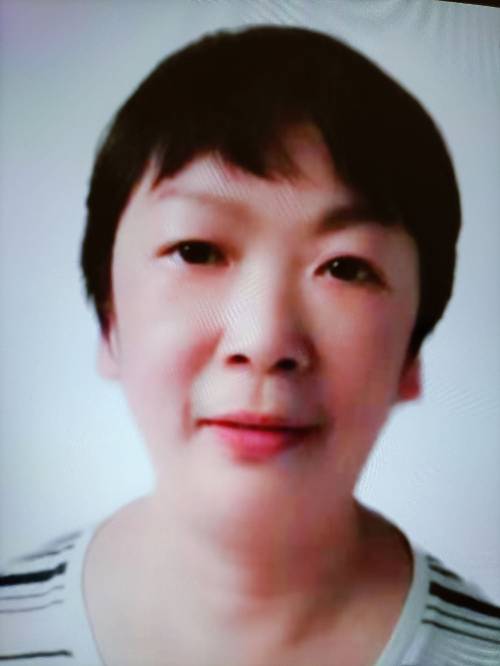 章华头像