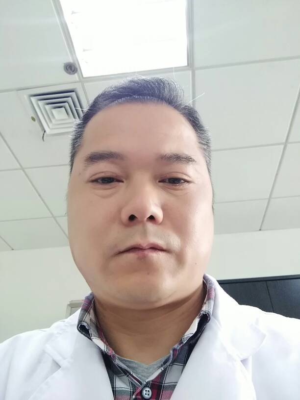 翁胜头像