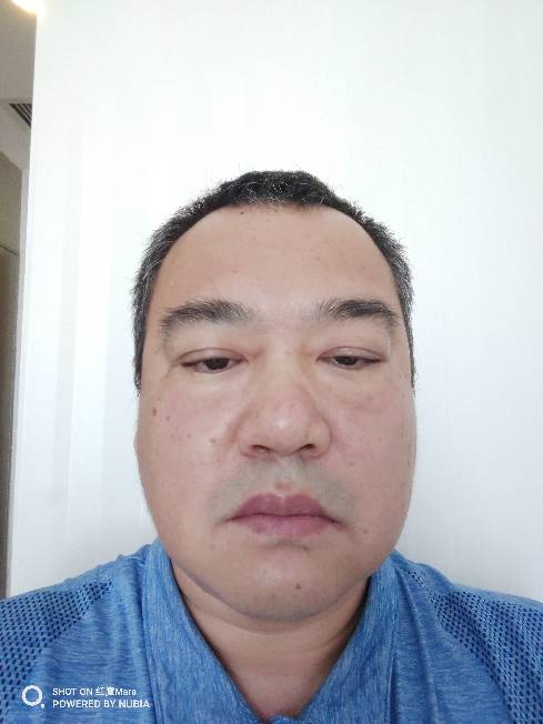 王英哲头像
