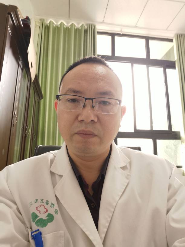 梁伦辉头像
