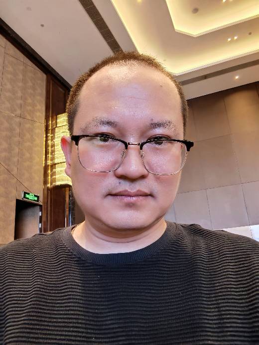 蔡玉磊头像