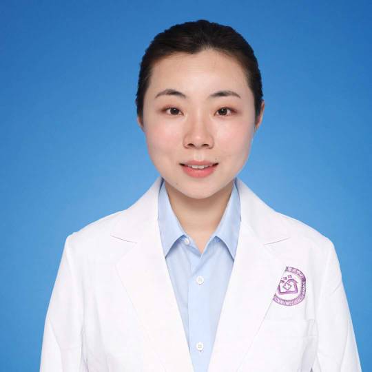 李雅楠头像
