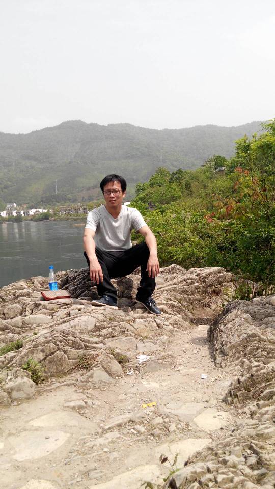 王建头像