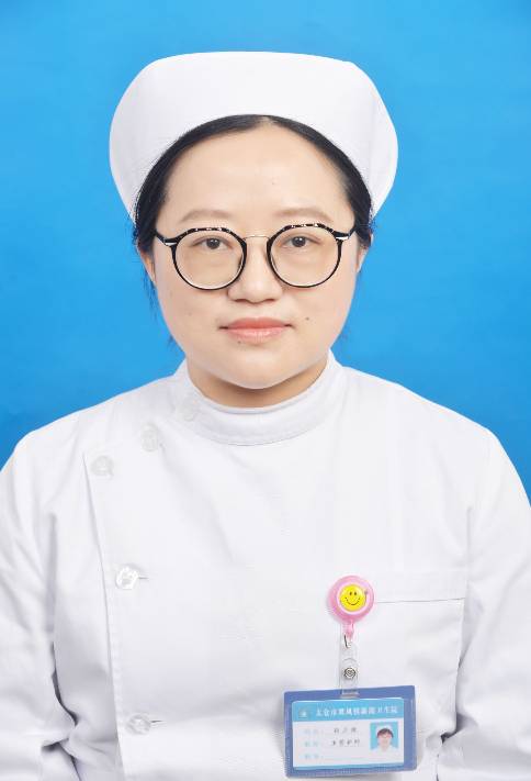 张立微头像