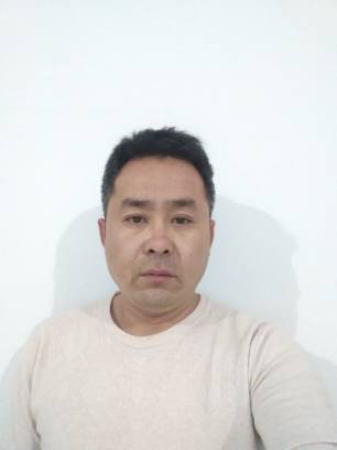 李静超头像